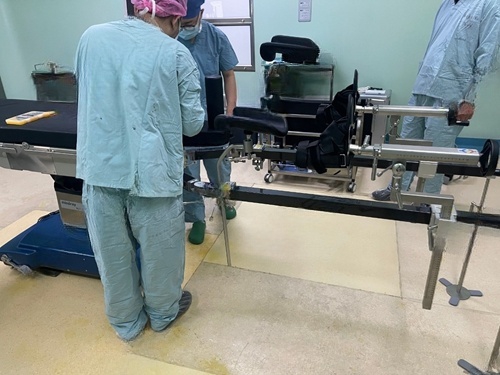 碳纤维骨科牵引架